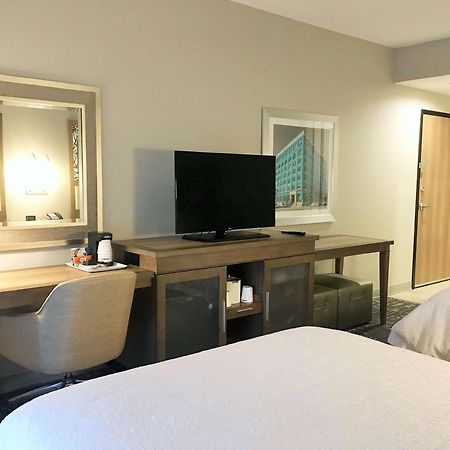 Hampton Inn & Suites Dallas-Колоні Екстер'єр фото