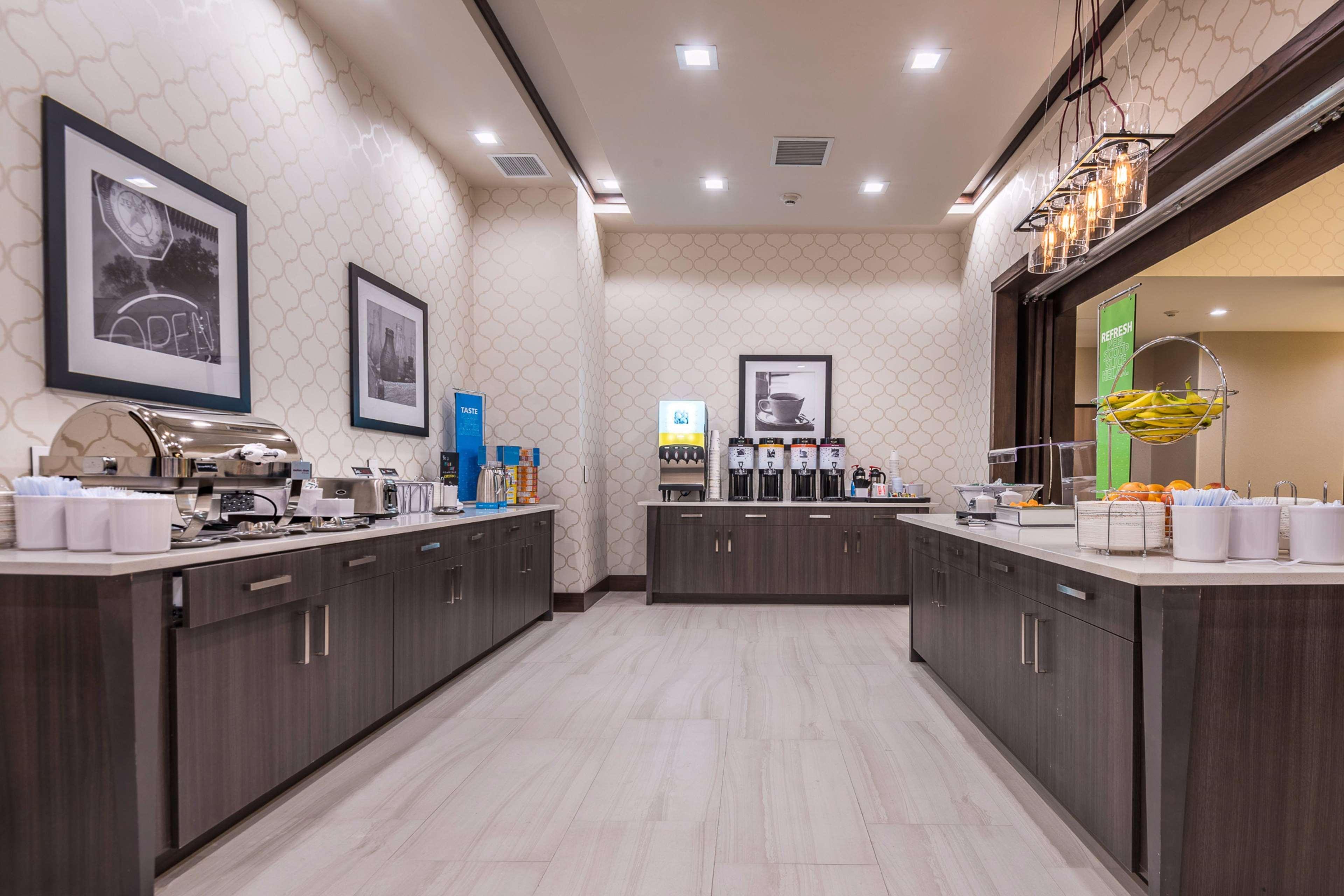 Hampton Inn & Suites Dallas-Колоні Екстер'єр фото