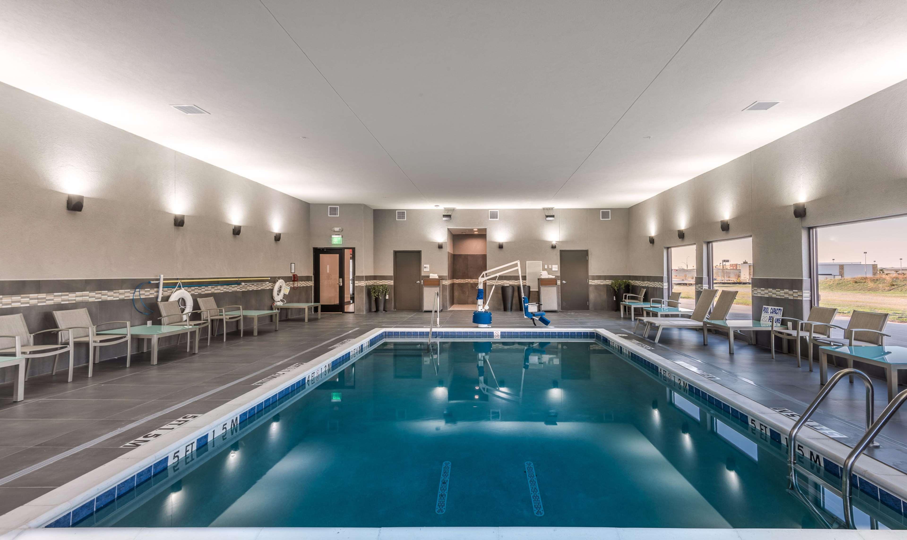 Hampton Inn & Suites Dallas-Колоні Екстер'єр фото