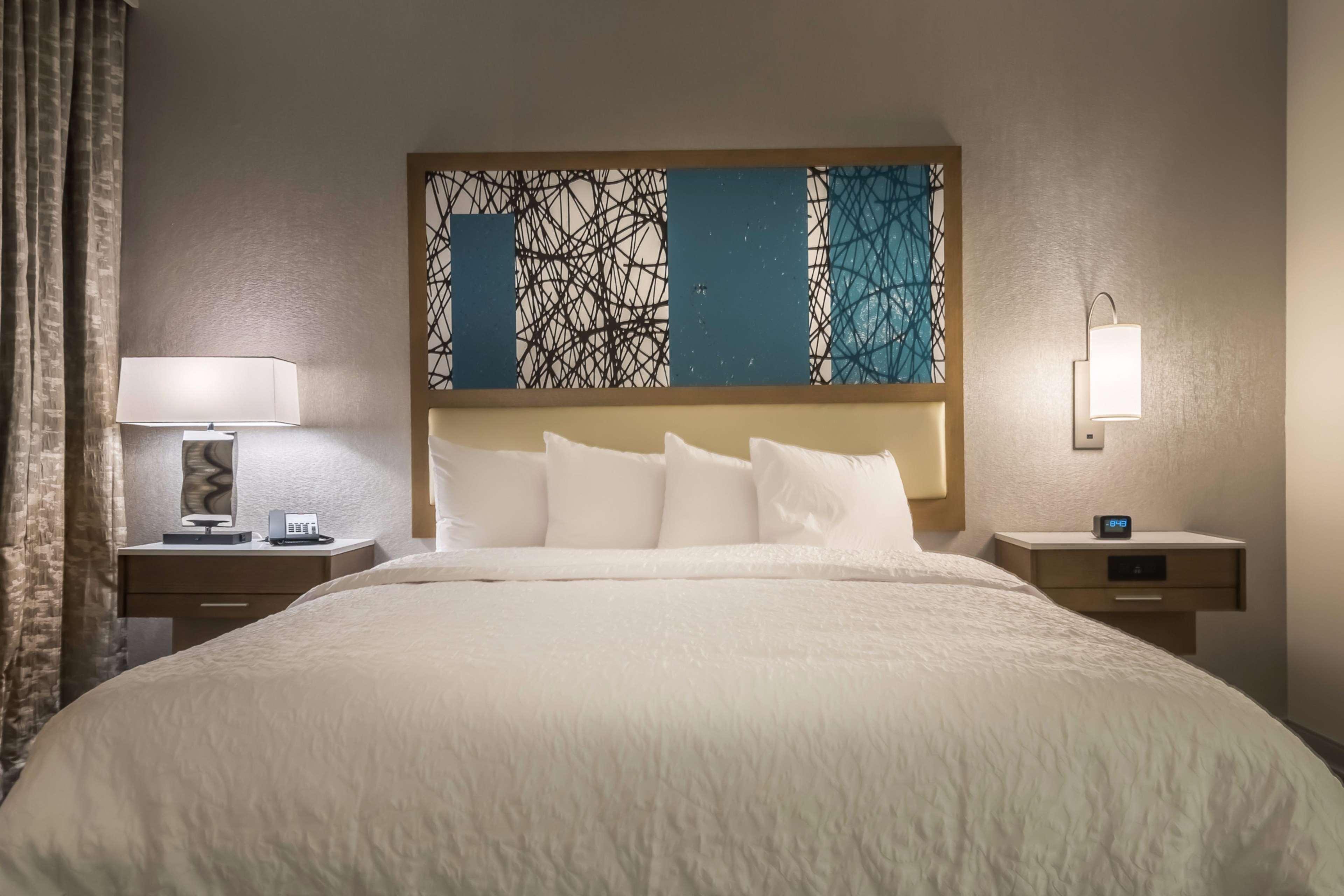 Hampton Inn & Suites Dallas-Колоні Екстер'єр фото