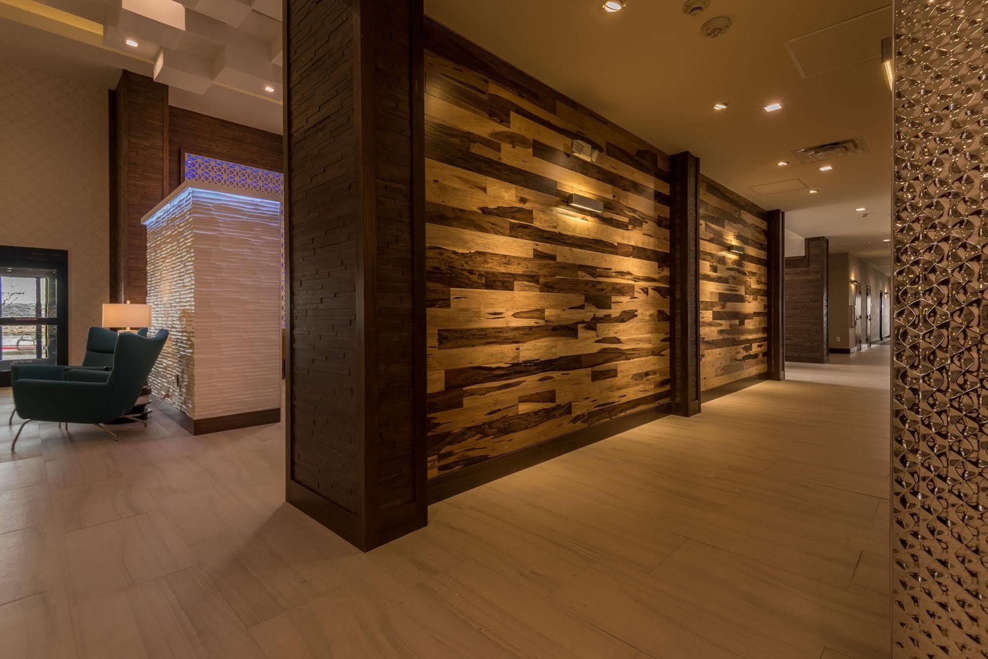 Hampton Inn & Suites Dallas-Колоні Екстер'єр фото